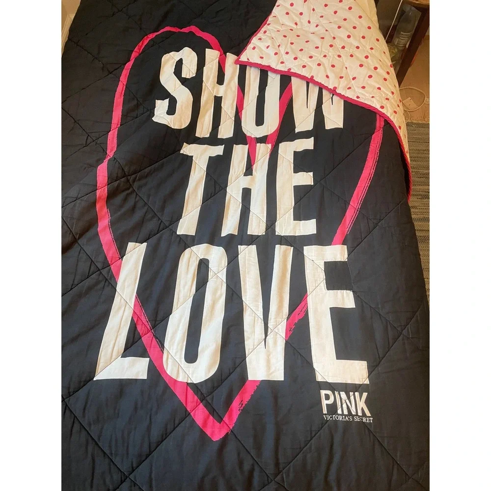 PINK VS Twin XL Vintage Show The Love Dorm Comforter/Quilt/Bedspread